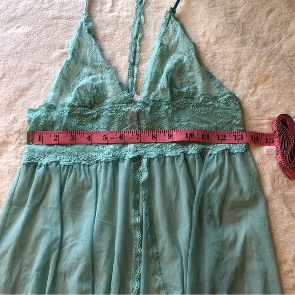 Victoria's Secret Sheer Teal Flyaway Babydoll with T-back S - Picture 3 of 5